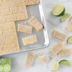 Nordic Ware Bakplaat 43x31x2,5cm