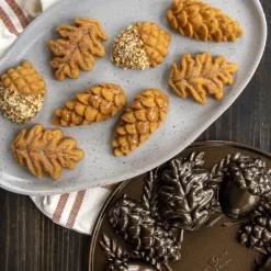 Nordic Ware Bladeren Bakvorm Rond