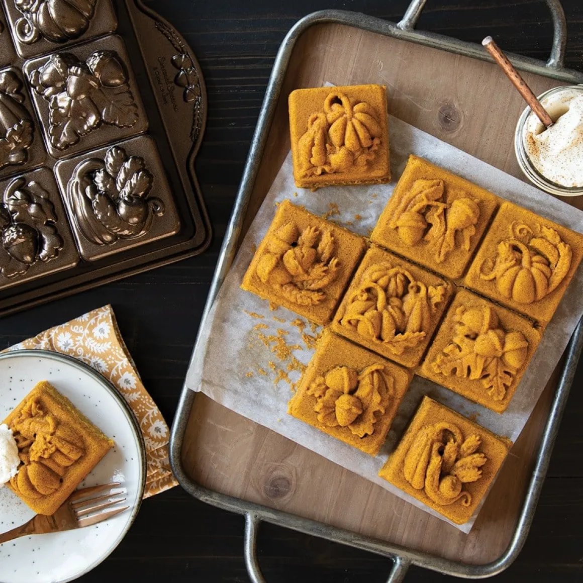 Nordic Ware Herfst Bakvorm Vierkant